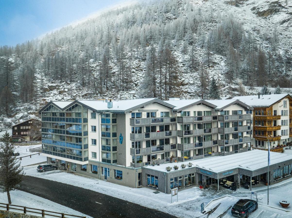 Hotel Kristall サース・アルマゲル エクステリア 写真
