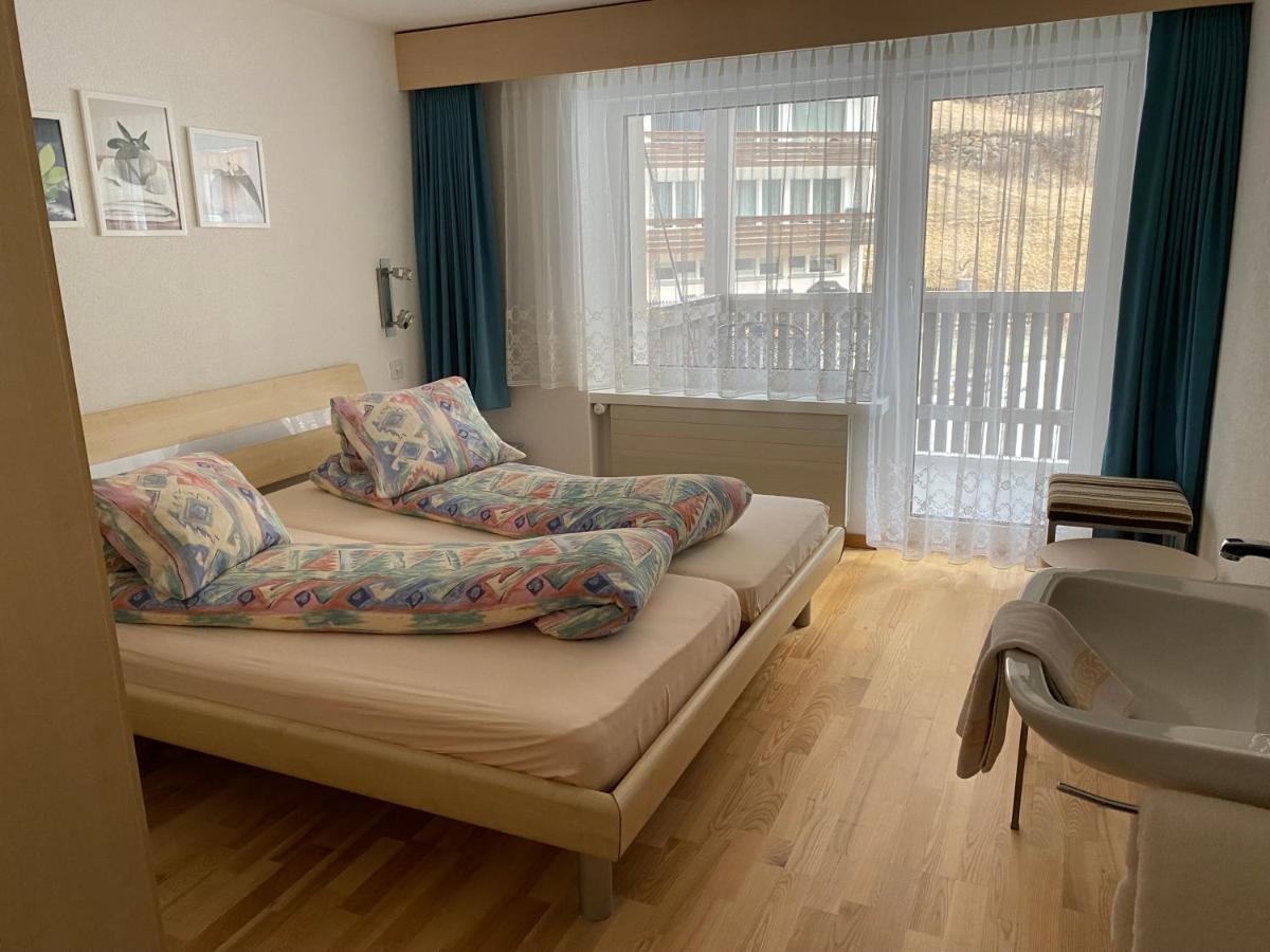 Hotel Kristall サース・アルマゲル エクステリア 写真