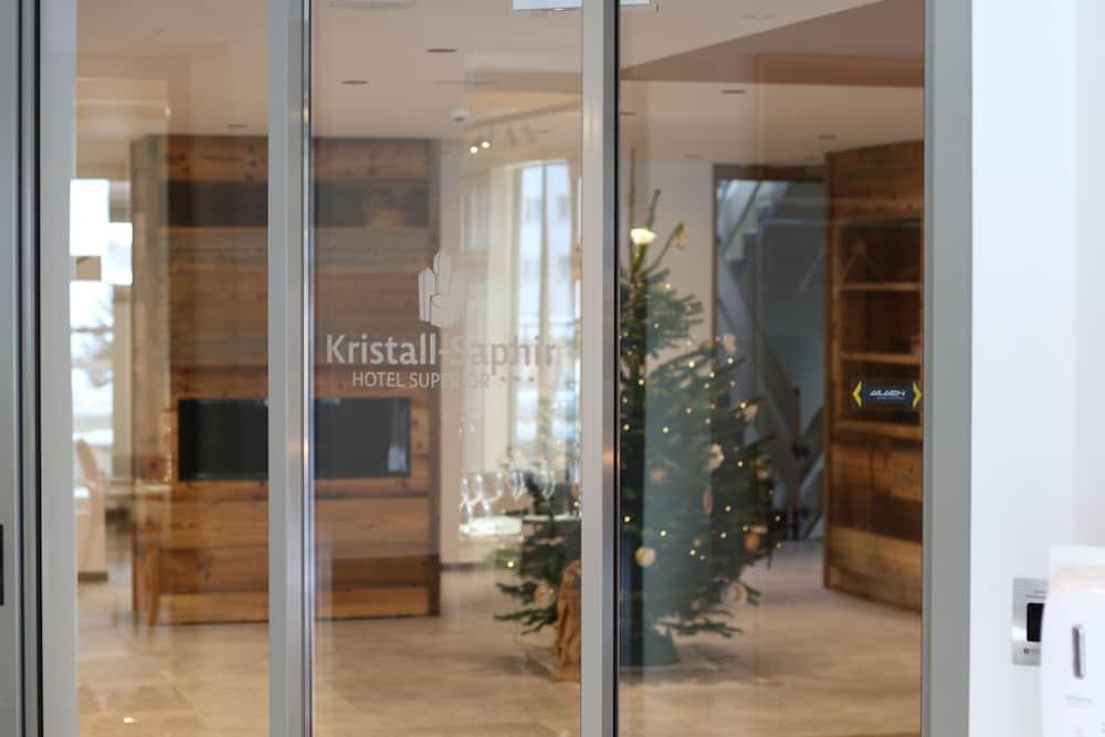 Hotel Kristall サース・アルマゲル エクステリア 写真